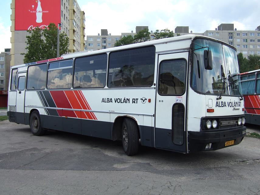 Ikarus 256