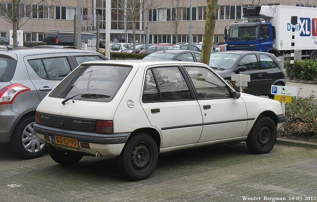 Peugeot 205 Automatic