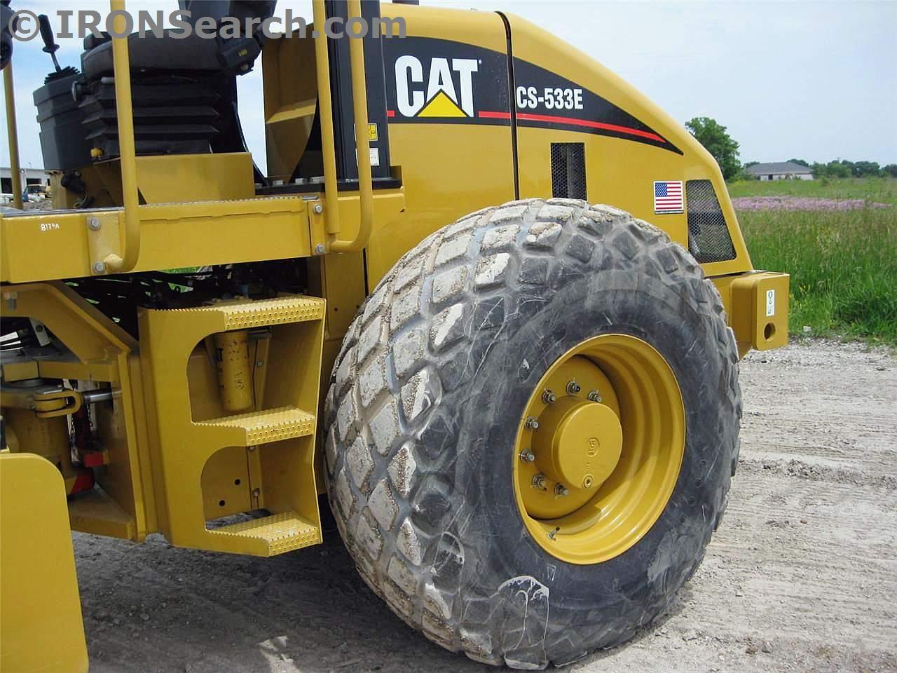Caterpillar CS-533E