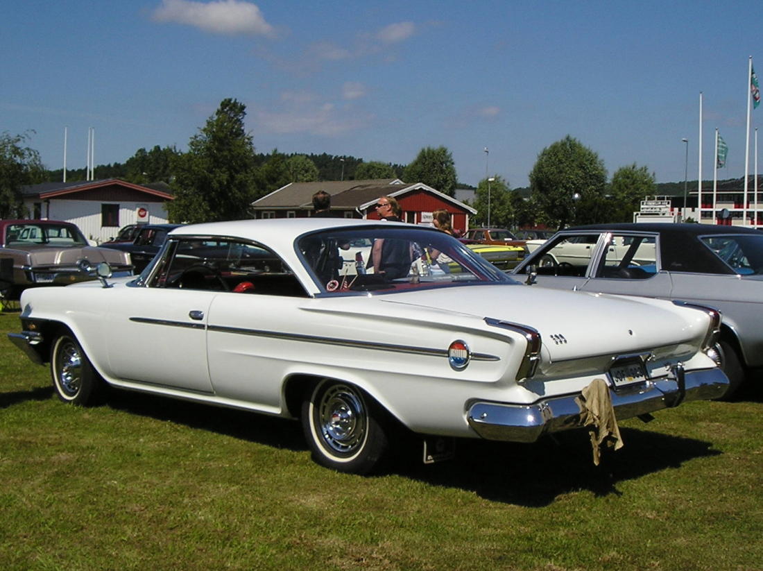 Chrysler 300 2dr HT