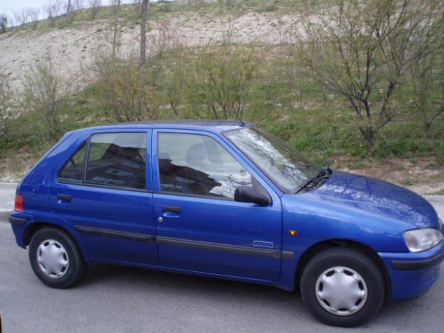 Peugeot 106 Long Beach