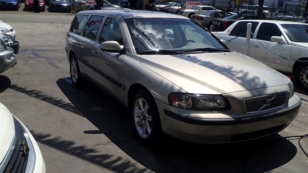 Volvo V70 24T