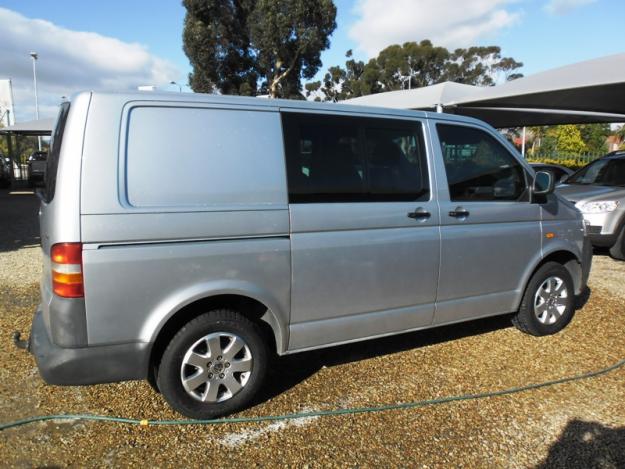 Volkswagen Transporter 25 TDI