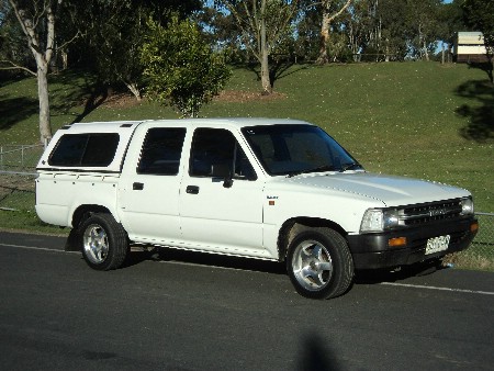 Toyota Hilux 28D