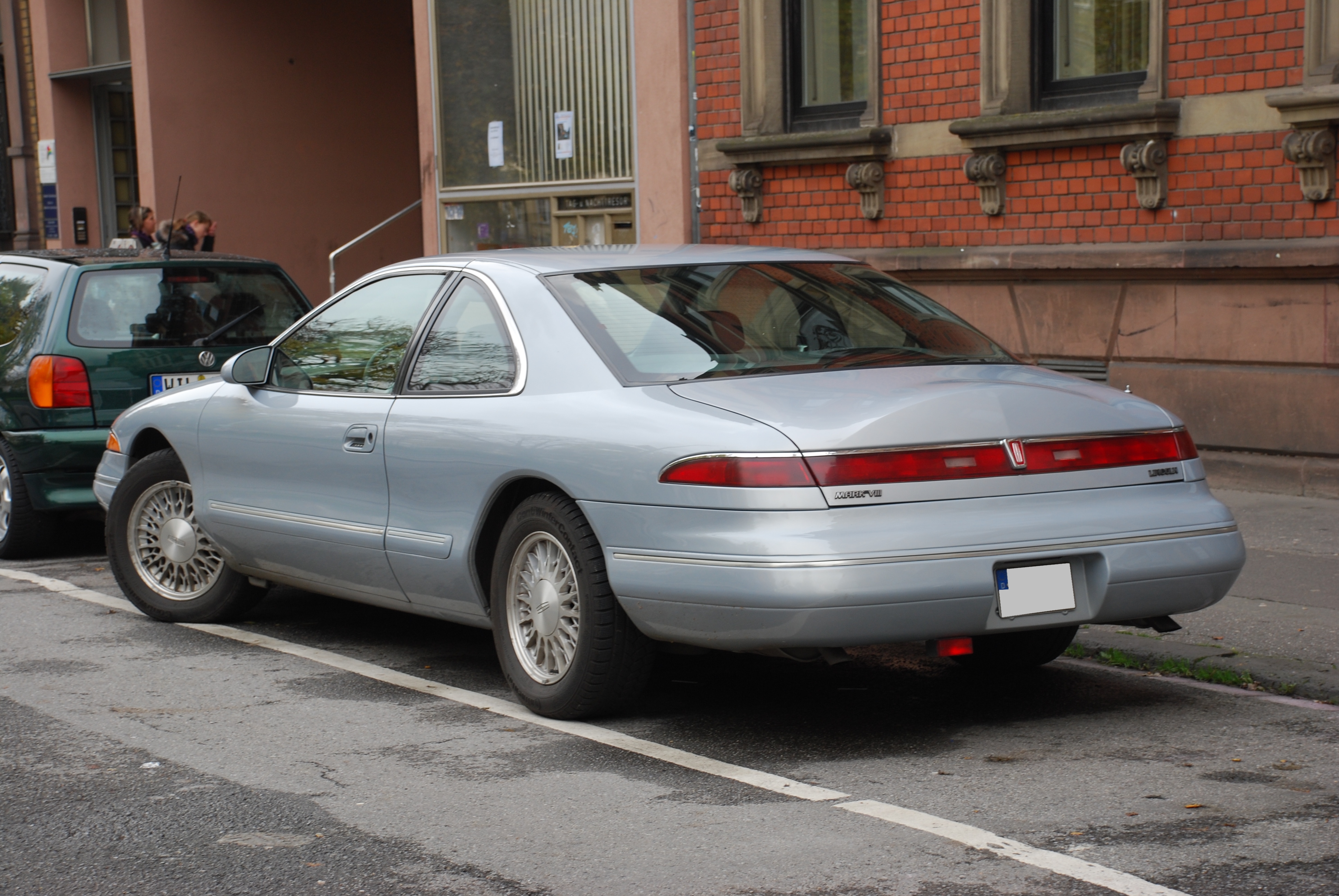 Lincoln Continental MK VIII