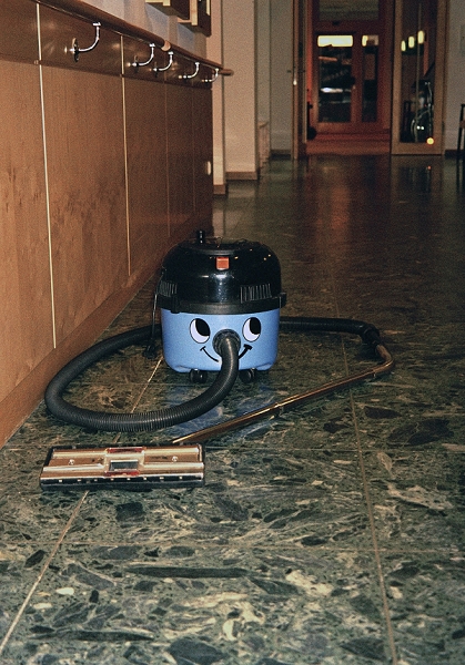 Unknown Vacuum Cleaner
