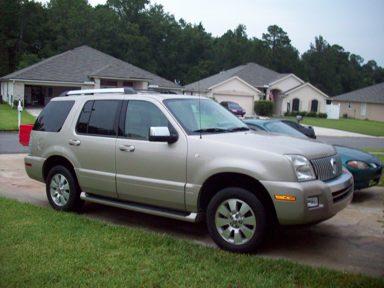 Mercury Mountaineer