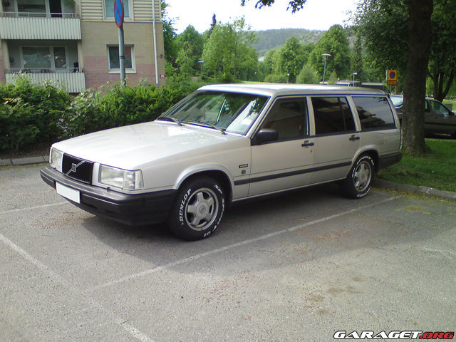 Volvo 745 GL