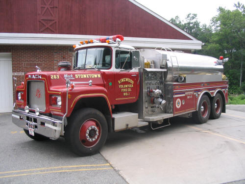 Mack Pumper