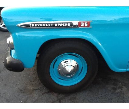 Chevrolet Apache 36