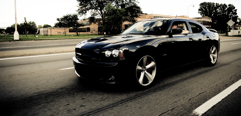 Dodge Charger SRT-8