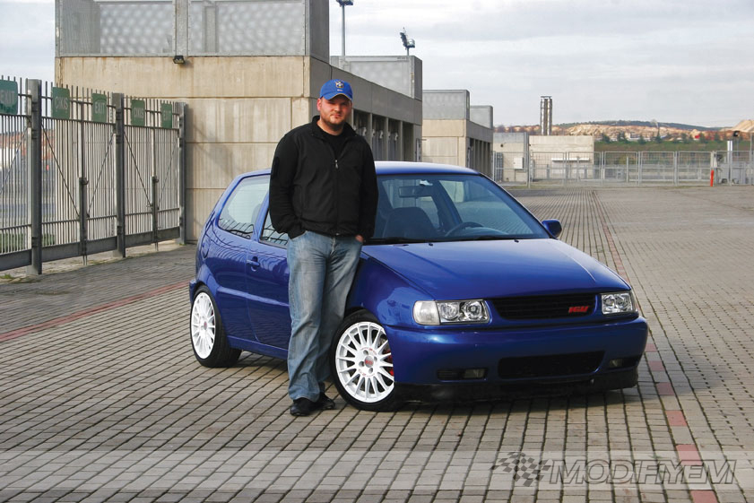 Volkswagen Polo 16V