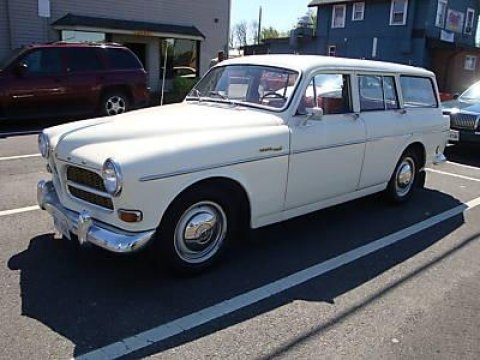 Volvo 121 Amazon wagon