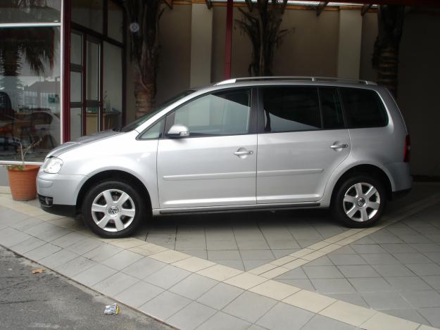 Volkswagen Touran 20 TDi