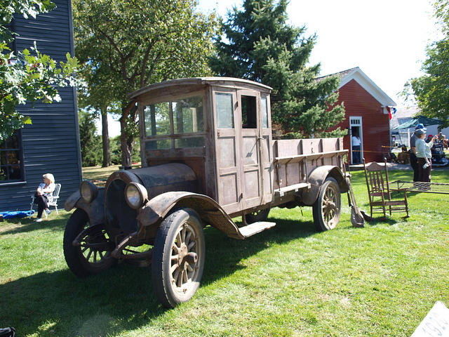 Oldsmobile T Ton Grain Box