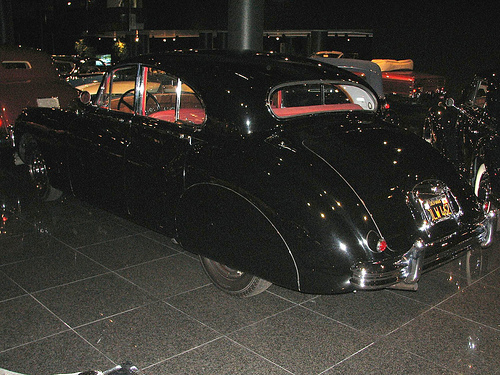 Jaguar Mk VII Deluxe Saloon