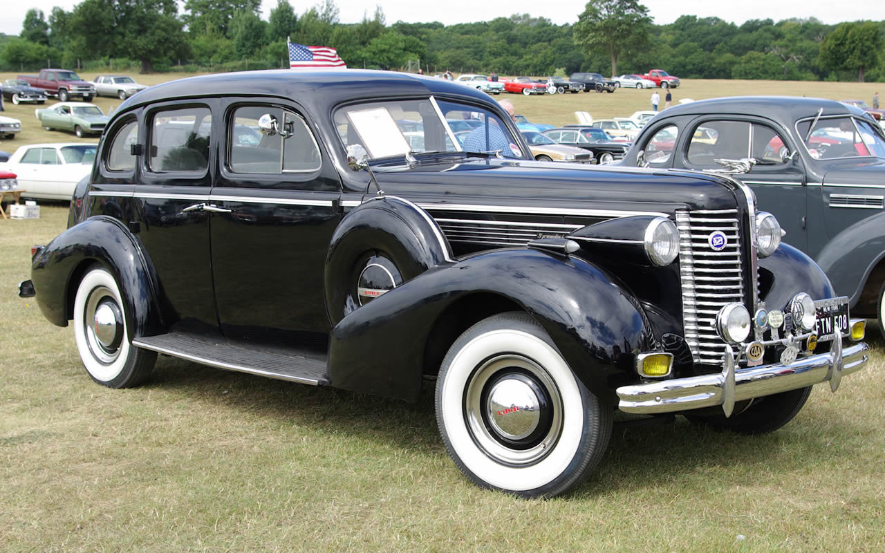 Buick Special 4-dr Sedan