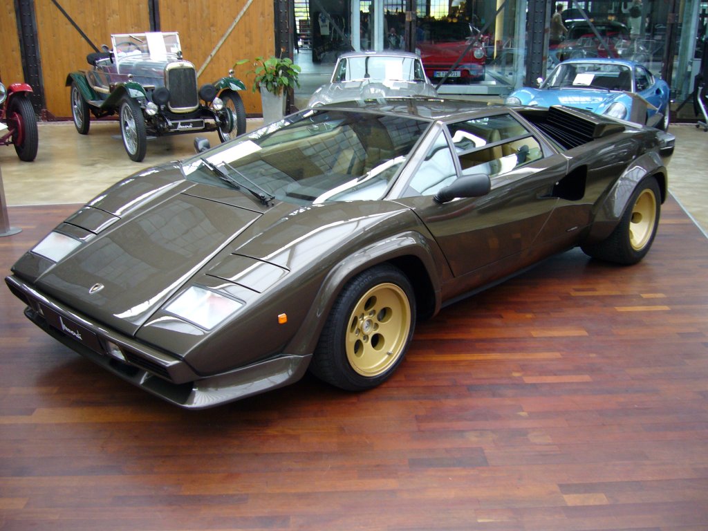 Lamborghini Countach LP 500 S