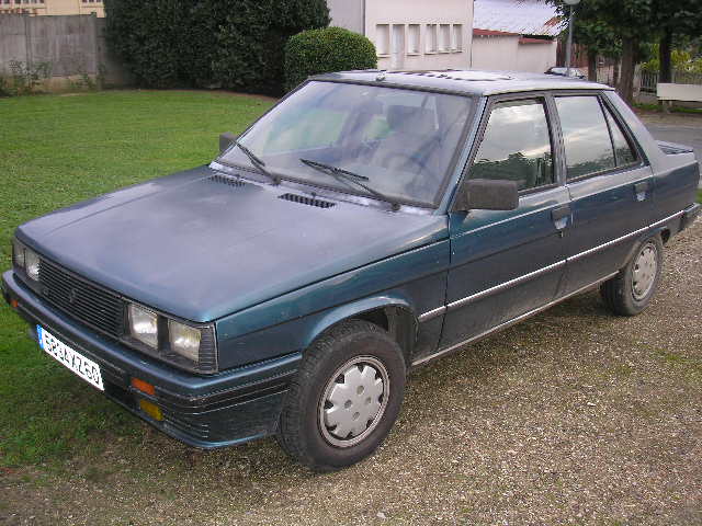 Renault 9 TX