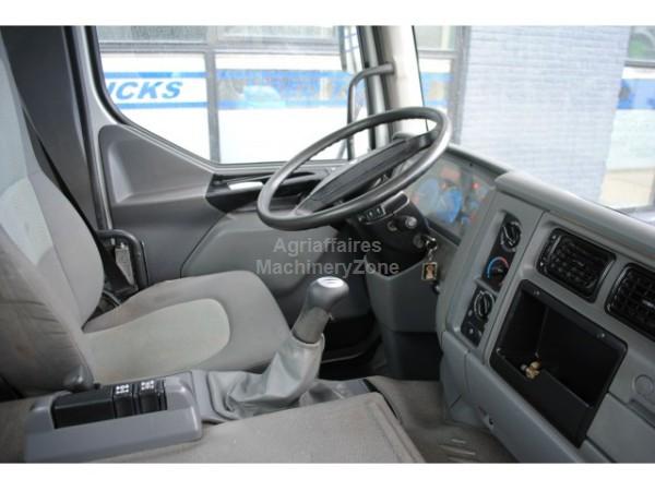 Hyundai HD 370 8x4