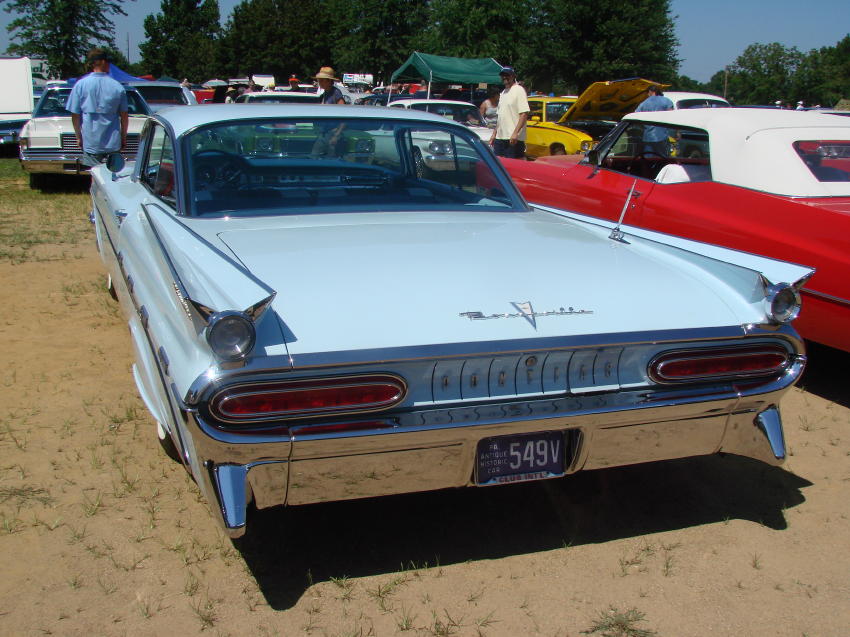 Pontiac Bonneville 2 Door Hardtop