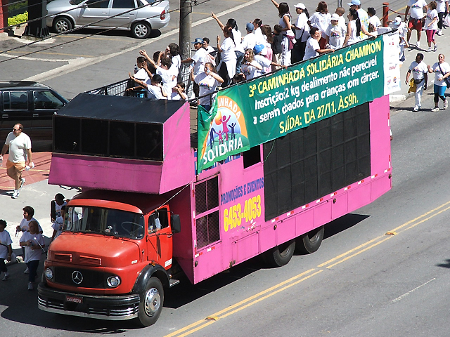 Mercedes-Benz L 1416 R