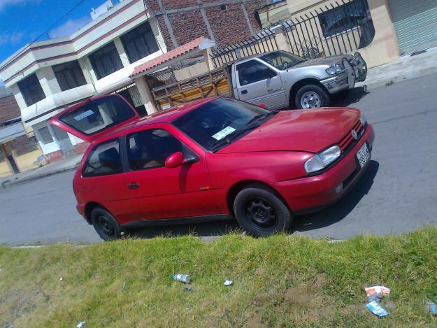 Volkswagen Gol GLi 18