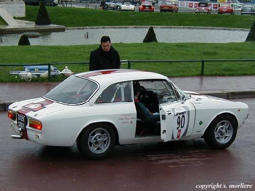 Alfa Romeo Giulia 2000 GTV