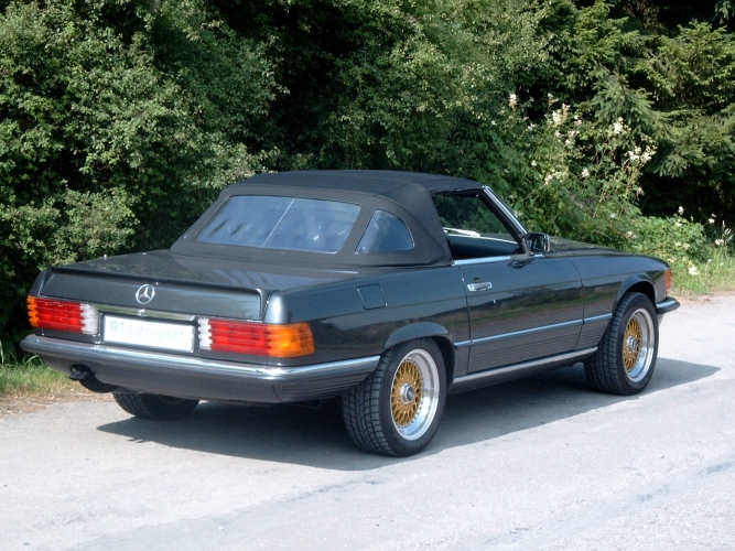 Mercedes-Benz 250 CE Cabriolet