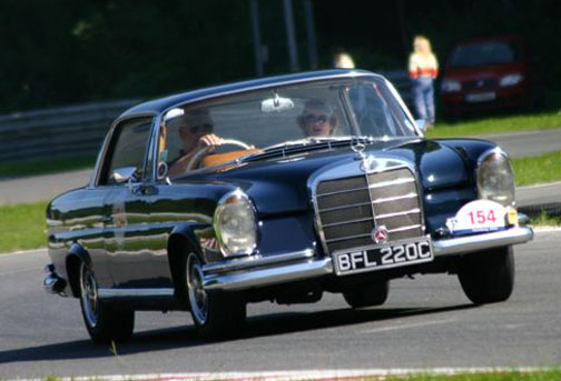 Mercedes-Benz 220SEb