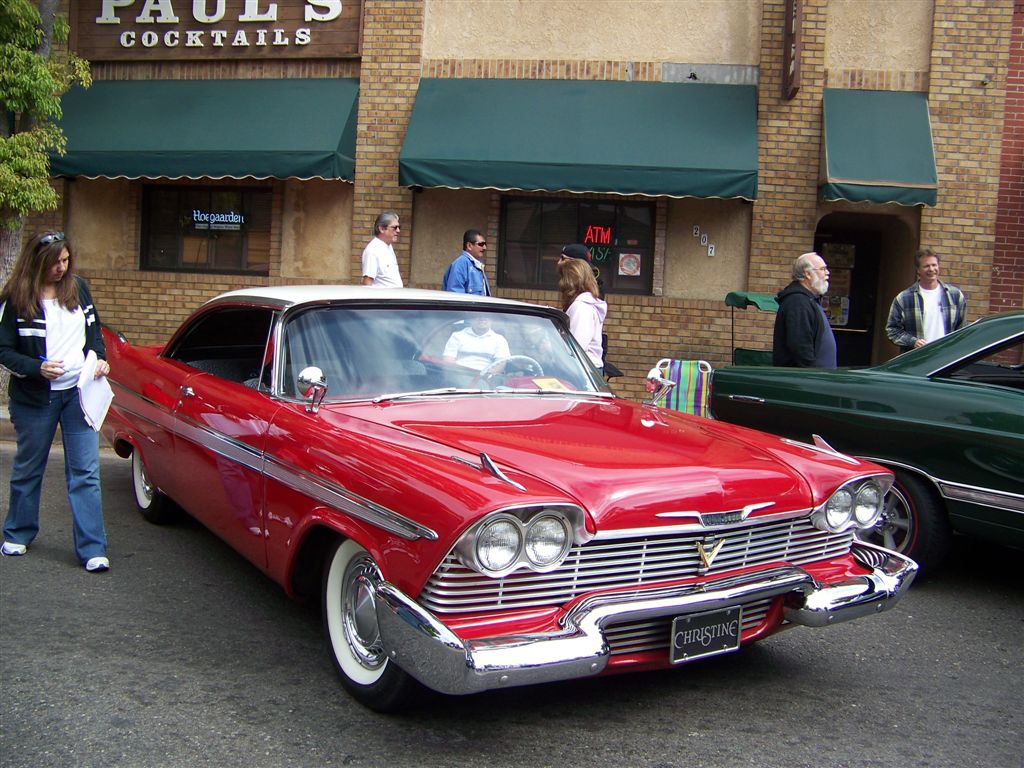 Plymouth P5 Roadking sedan