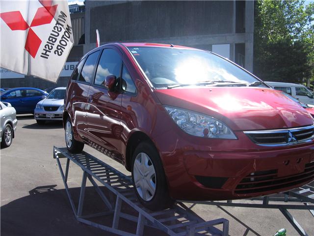 Mitsubishi Colt Plus LS 15