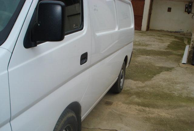 Nissan Urvan 30Di