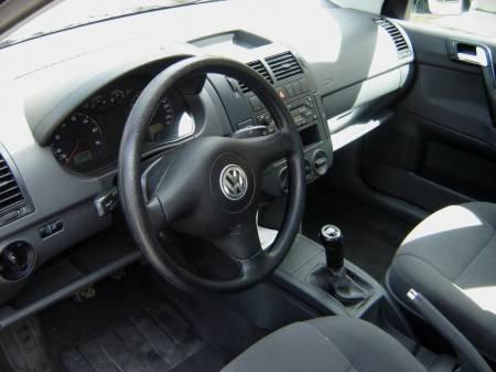 Volkswagen Polo Sedan 20
