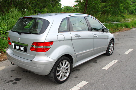 Mercedes-Benz B170