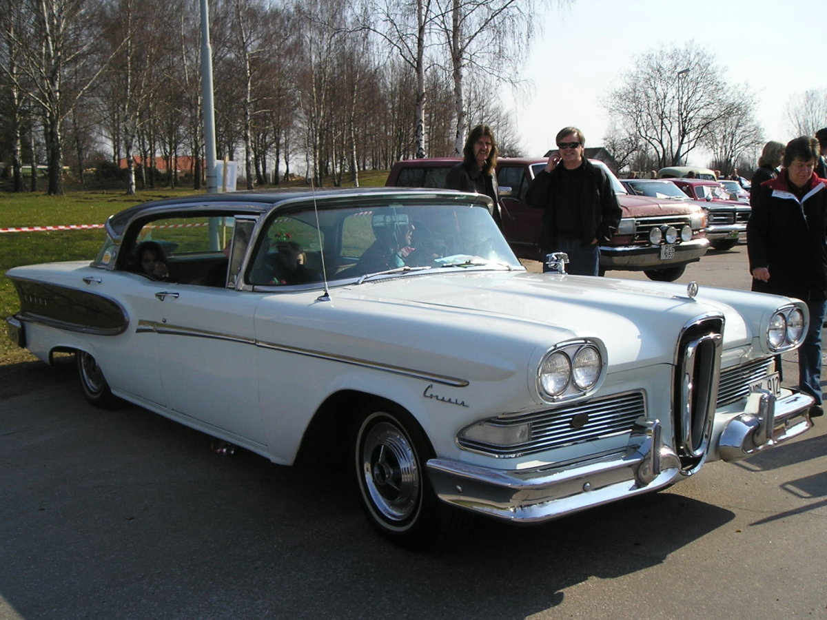 Edsel Corsair 4dr HT