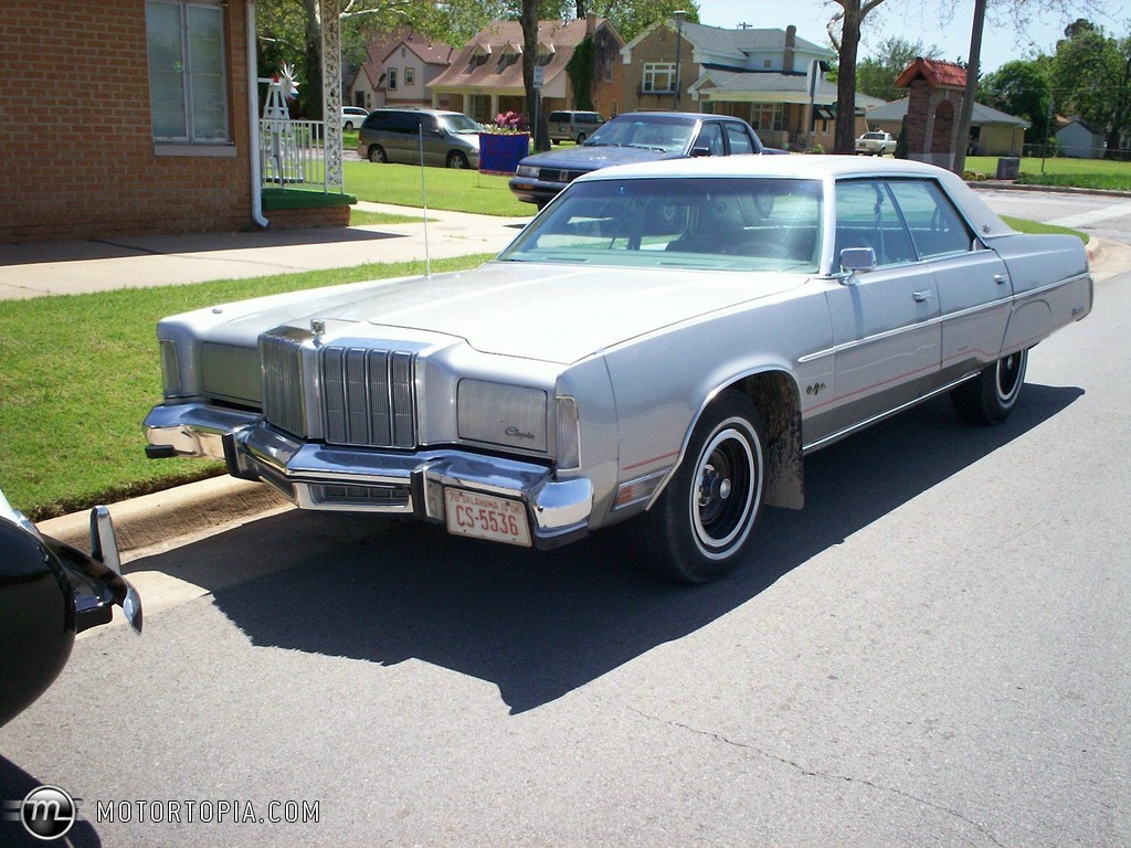 Chrysler New Yorker Brougham