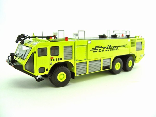 Oshkosh Striker 3000 Oshkosh Striker 3000