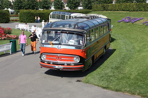 Mercedes-Benz O321