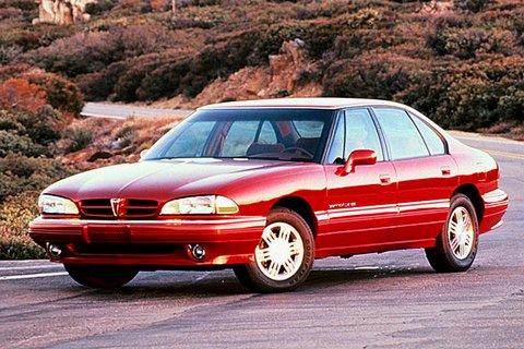 Pontiac Bonneville SE