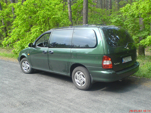 Kia Luxury MPV CARNIVAL