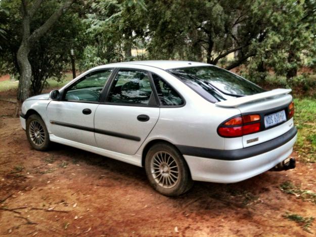 Renault Laguna 30