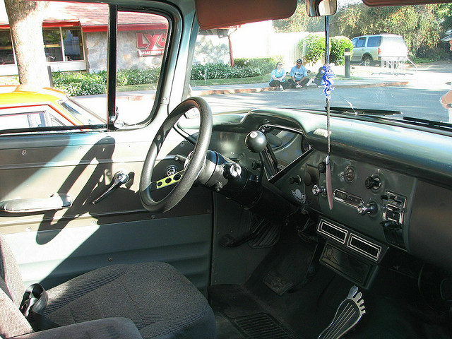 Chevrolet Apache 32 pickup