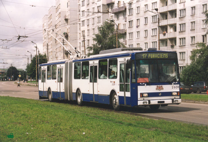 Belkomunmash Trolley bus