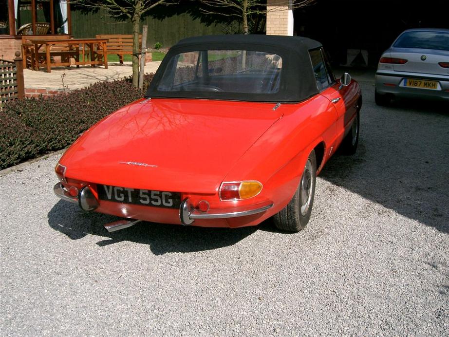 Alfa Romeo 1750 spider boat tail