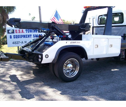 International 1 12 ton