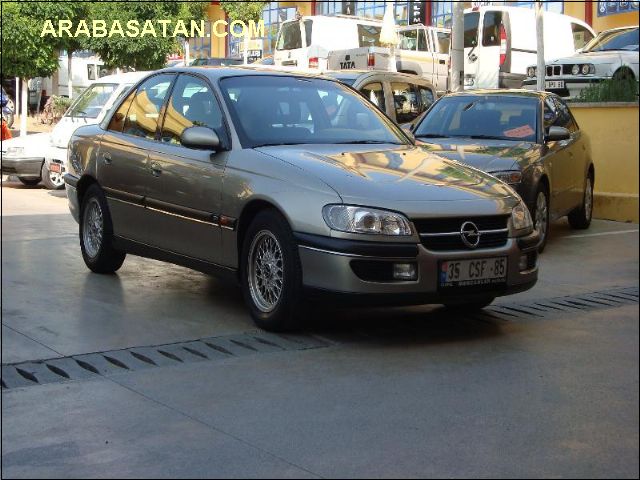 Opel Omega 20 CD