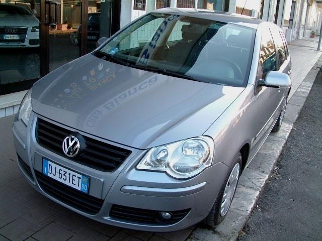 Volkswagen Polo Confort 16