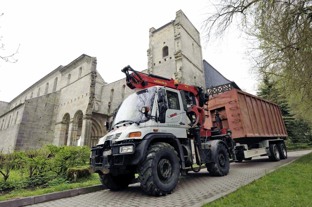 Mercedes-Benz Unimog 400