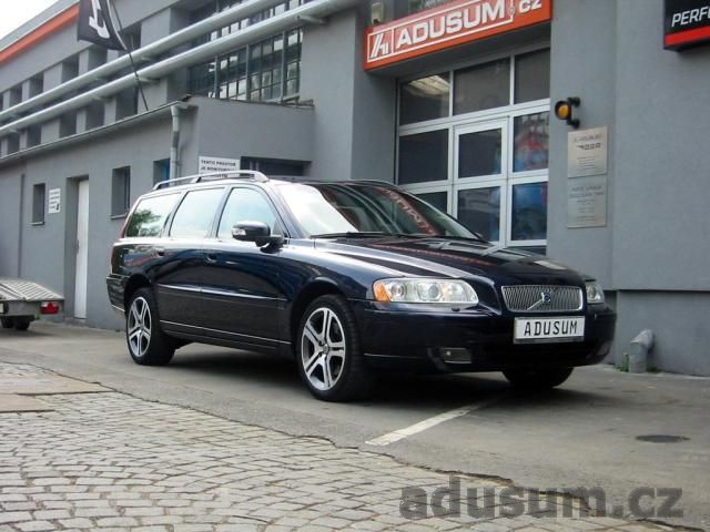 Volvo V70 25T AWD